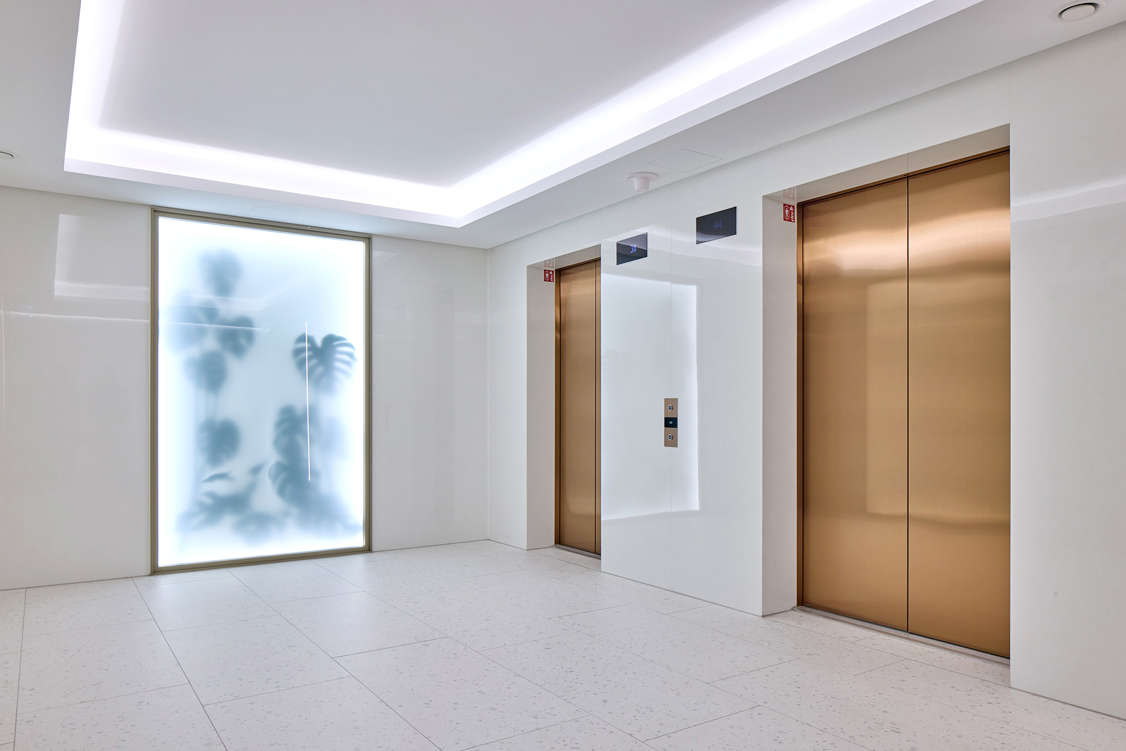 Labvert Danube Flats Lift