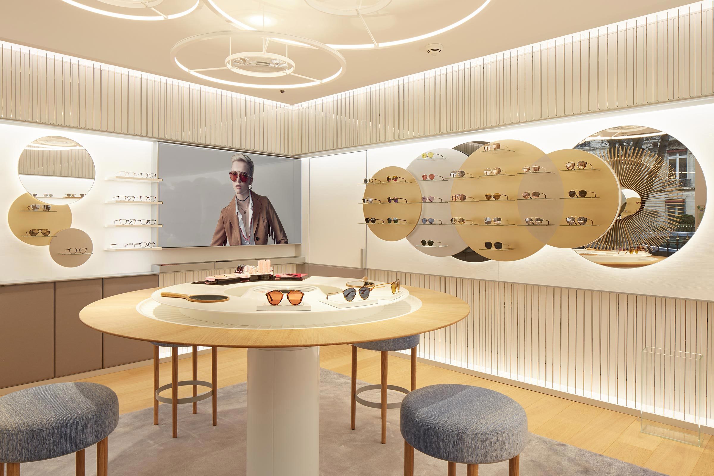 Labvert Dior Sunglass Boutique 05